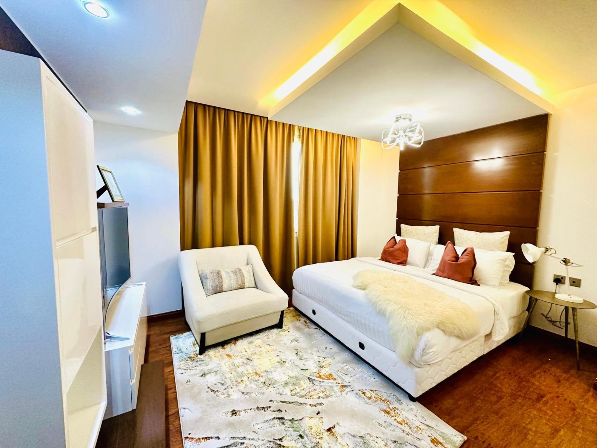 Saxophone Suites Muharraq Bagian luar foto