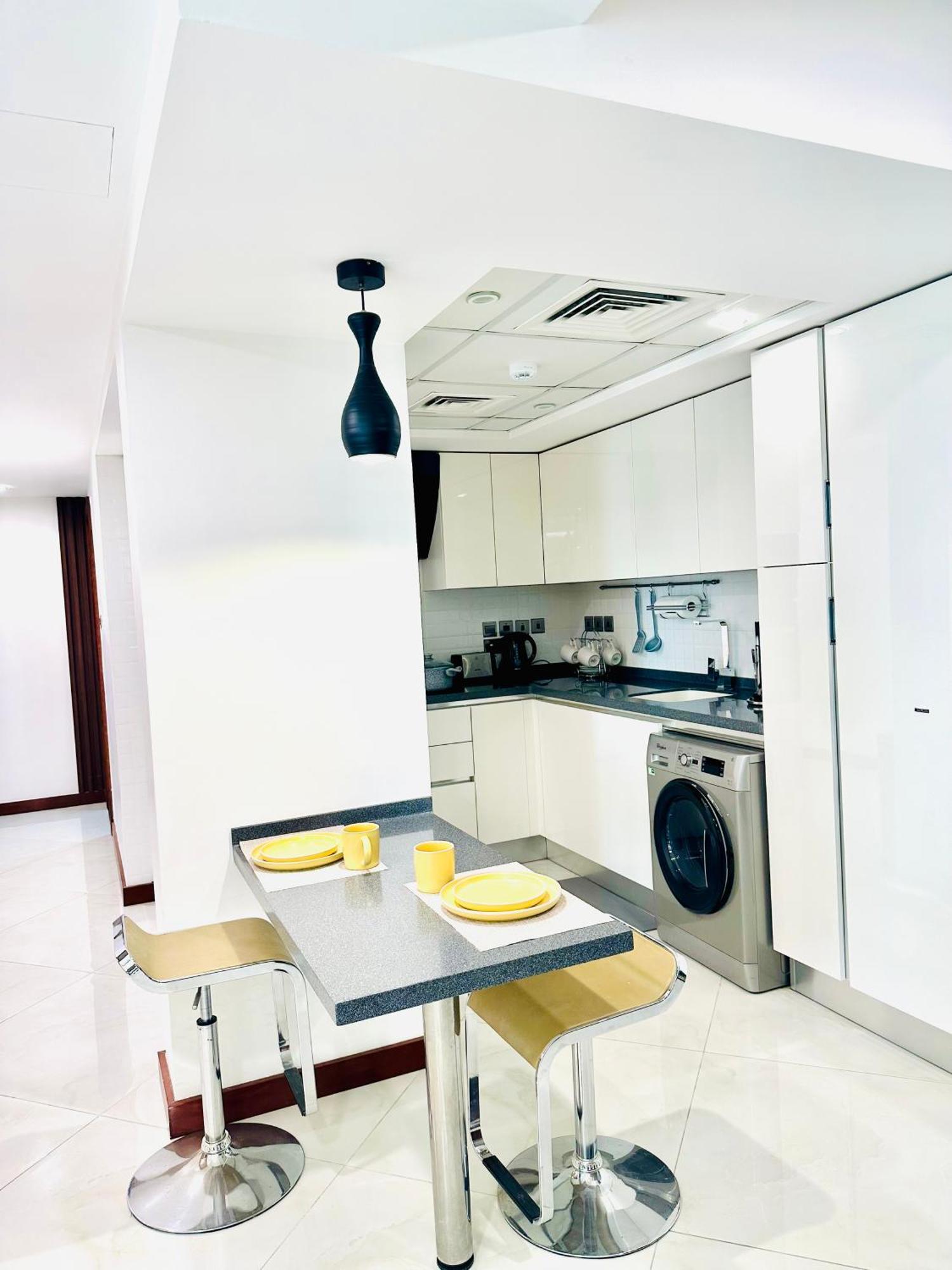 Saxophone Suites Muharraq Bagian luar foto