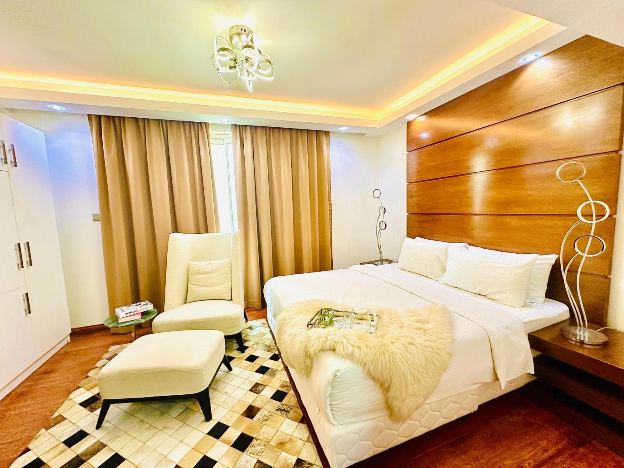 Saxophone Suites Muharraq Bagian luar foto