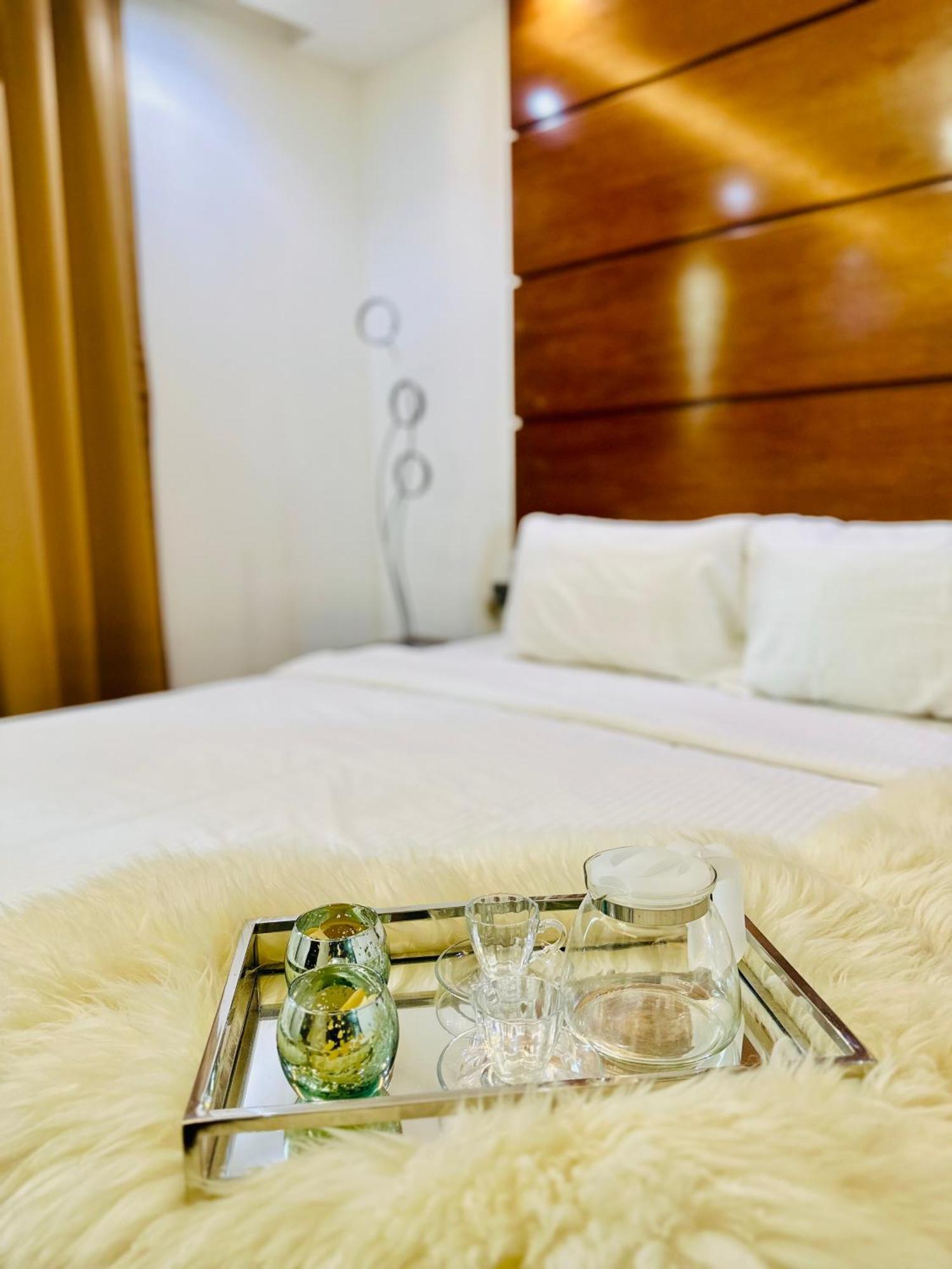 Saxophone Suites Muharraq Bagian luar foto