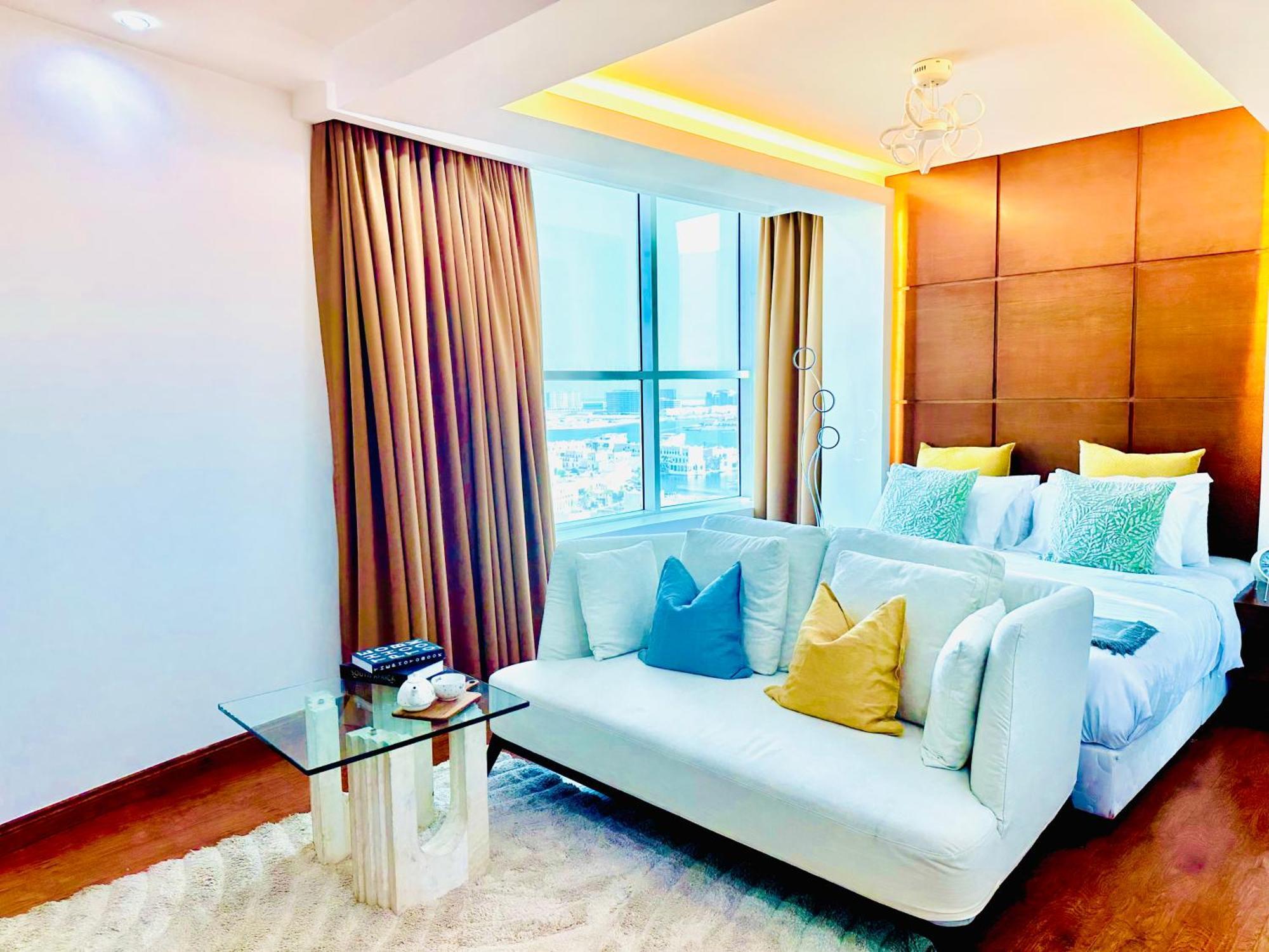 Saxophone Suites Muharraq Bagian luar foto
